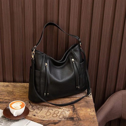 Victoria - Elegant Leather Bag