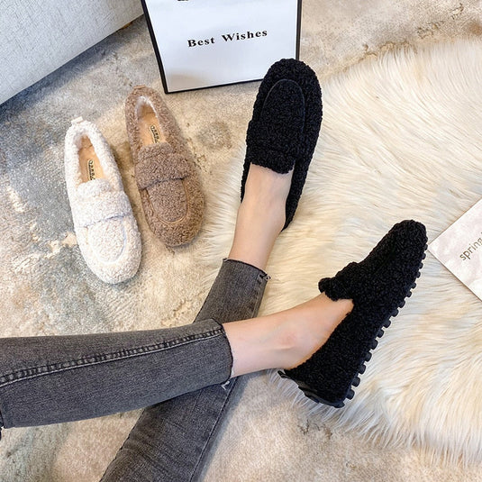 Adison - Classic Fuzzy Loafers