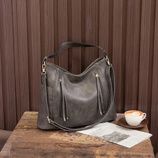 Victoria - Elegant Leather Bag